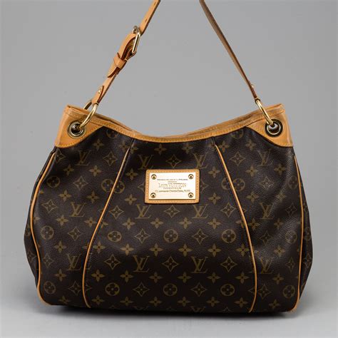 depose en france etal etranger louis vuitton inventeur|Louis Vuitton handbags code.